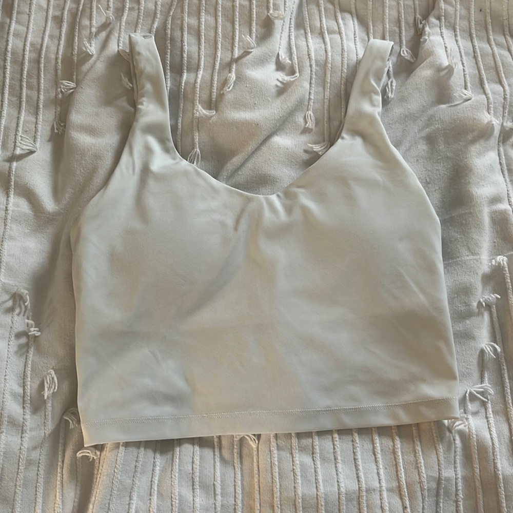 Offline by aerie white tank top in a size women’s medium